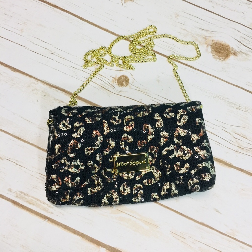 Betsey Johnson Clutch Shoulder Bag Bow Gold chain